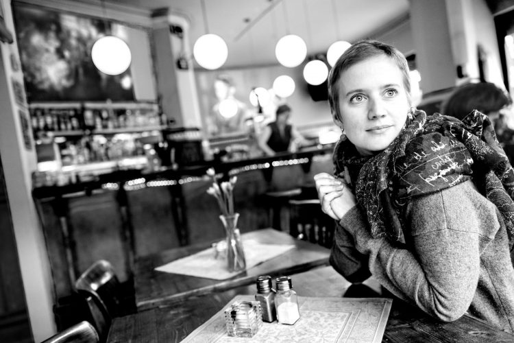 Sylvie, Cafe Kreuzberg, Berlin, Allemagne - 2016