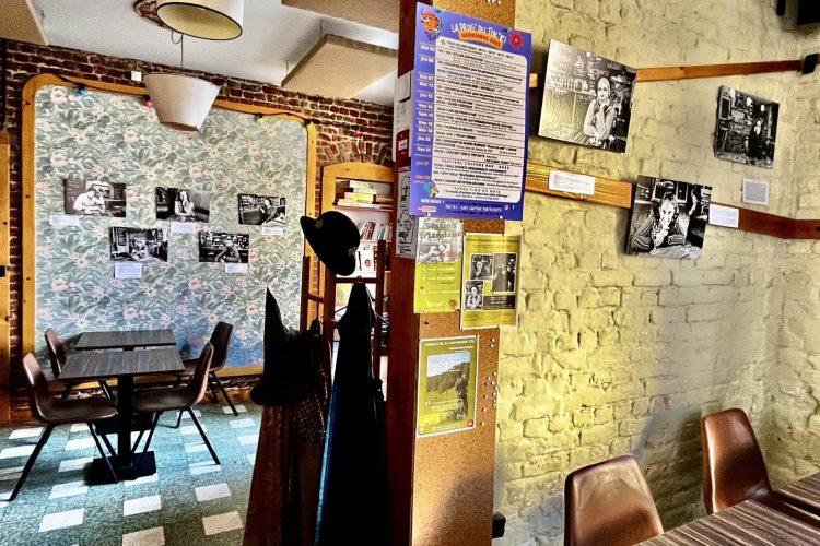 Exposition « Portraits d'auteur(e)s dans les cafés d’Europe », Tok'ici, Lille - 2025