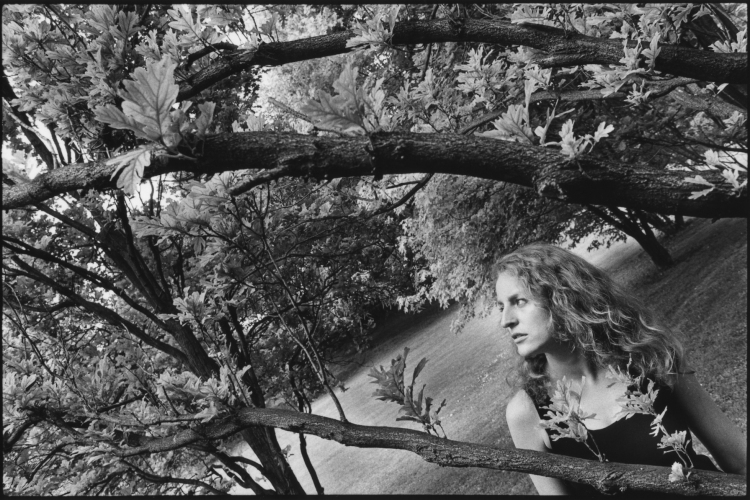 Modèle, Parc de Bagatelle, Paris, France - 1988